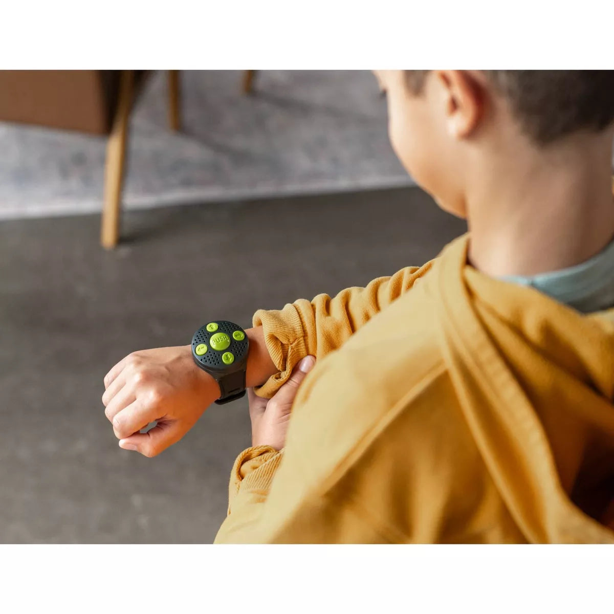 Starriders Autonomous Remote Control Drone: Gesture Control, USB Connection, Radio Frequency, Indoor & Outdoor Use